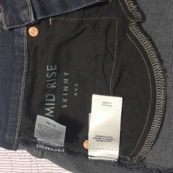 Lucky Brand Women Jeans - Picture 3 of 5